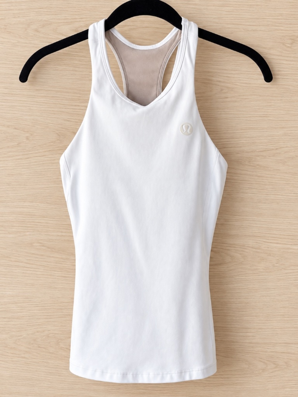 Lululemon Waist-Length V-Neck Tennis Tank Top White Medium Support B/C Cup - Picture 2 of 6